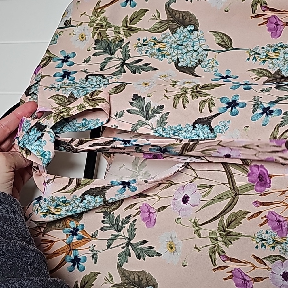 NY&CO XL Sweet Pea collection floral blouse - Picture 7 of 11
